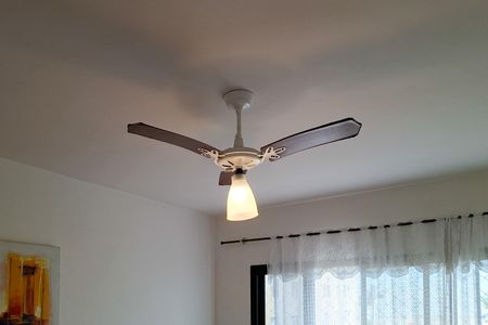 Sala de apartamento para alugar com 1 quarto, 52m² em Guilhermina, Praia Grande