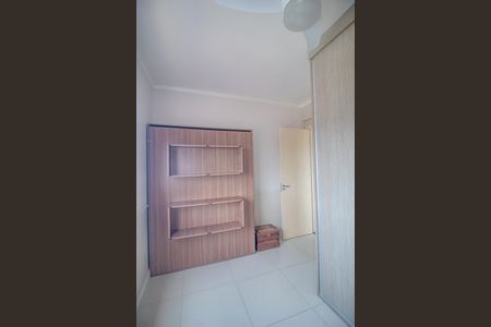 Apartamento para alugar com 67m², 2 quartos e 2 vagasQuarto