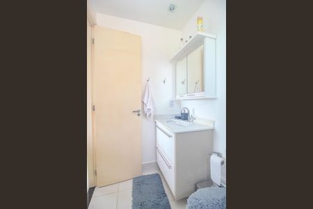 Apartamento para alugar com 67m², 2 quartos e 2 vagasBanheiro da Suíte