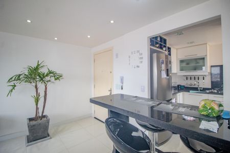 Apartamento para alugar com 67m², 2 quartos e 2 vagasSala