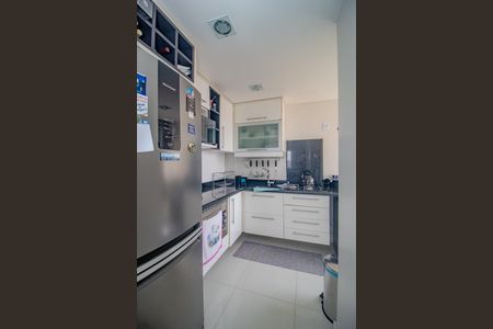 Apartamento para alugar com 67m², 2 quartos e 2 vagasCozinha