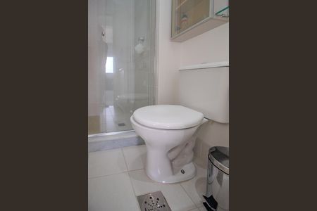 Apartamento para alugar com 67m², 2 quartos e 2 vagasBanheiro