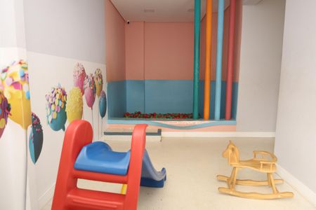 Apartamento à venda com 38m², 1 quarto e sem vagaÁrea comum - Brinquedoteca