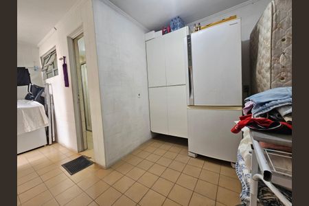 Casa à venda com 176m², 3 quartos e 1 vagaÁrea de Serviço