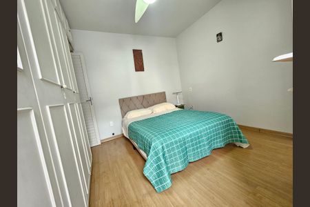 Casa à venda com 176m², 3 quartos e 1 vagaSuite 