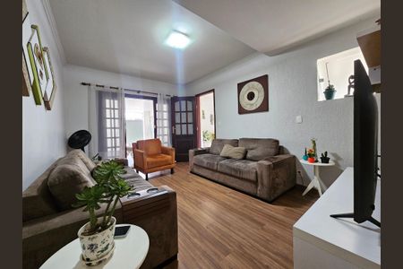 Casa à venda com 176m², 3 quartos e 1 vagaSala