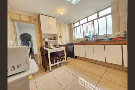 Casa à venda com 176m², 3 quartos e 1 vagaCozinha