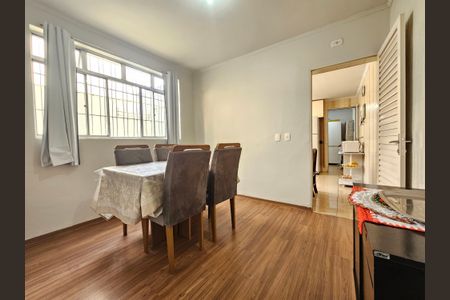 Casa à venda com 176m², 3 quartos e 1 vagaSala de Jantar