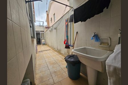 Casa à venda com 176m², 3 quartos e 1 vagaÁrea de Serviço