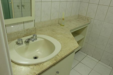 Apartamento para alugar com 70m², 2 quartos e 1 vaga Apartamento para alugar com 70m², 2 quartos e 1 vagaBanheiro