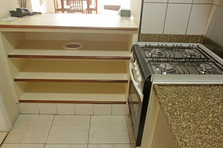 Apartamento para alugar com 70m², 2 quartos e 1 vaga Apartamento para alugar com 70m², 2 quartos e 1 vagaCozinha e Área de Serviço