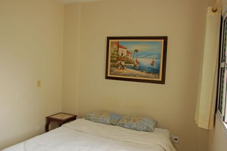 Quarto de apartamento para alugar com 2 quartos, 70m² em Gonzaga, Santos