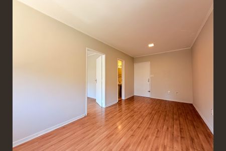 Sala de apartamento para alugar com 1 quarto, 45m² em Petrópolis, Porto Alegre