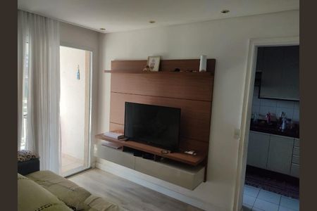 Sala de apartamento à venda com 3 quartos, 73m² em Jardim Tupanci, Barueri