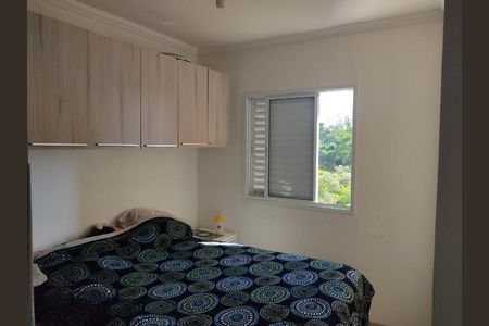 Quarto de apartamento à venda com 3 quartos, 73m² em Jardim Tupanci, Barueri