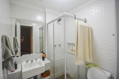 Casa à venda com 118m², 3 quartos e 4 vagasBanheiro