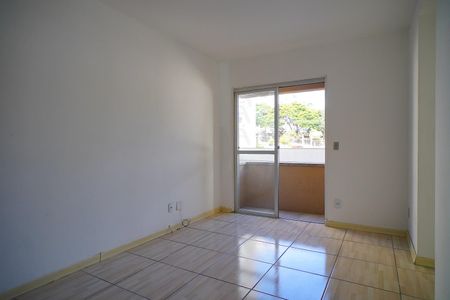 Sala de apartamento para alugar com 2 quartos, 65m² em Rubem Berta, Porto Alegre