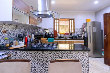 Casa para alugar com 92m², 4 quartos e 1 vagaCozinha