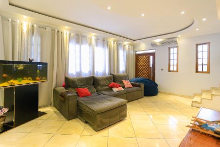 Casa para alugar com 92m², 4 quartos e 1 vagasala