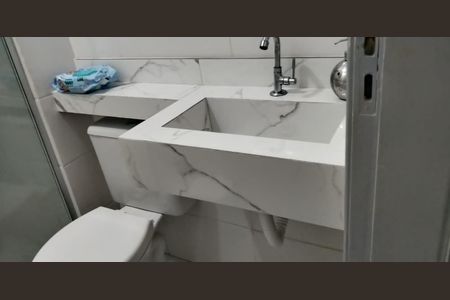Banheiro de apartamento para alugar com 2 quartos, 50m² em Jardim Santa Júlia, São José dos Campos