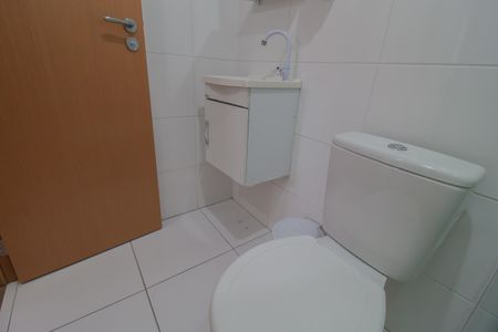 Apartamento para alugar com 62m², 2 quartos e 1 vaga Apartamento para alugar com 62m², 2 quartos e 1 vagaBanheiro