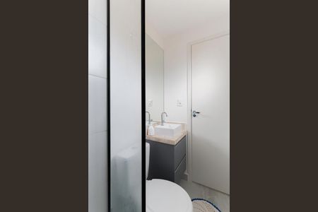 Banheiro da suíte de apartamento para alugar com 1 quarto, 33m² em Vila Dom Pedro Ii, São Paulo