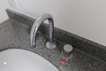 Apartamento à venda com 178m², 3 quartos e 2 vagasBanheiro da suíte 2