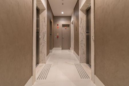 Studio para alugar com 27m², 1 quarto e sem vagaÁrea comum - Hall Elevadores