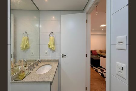 Apartamento à venda com 66m², 2 quartos e 1 vagaBanheiro Social 