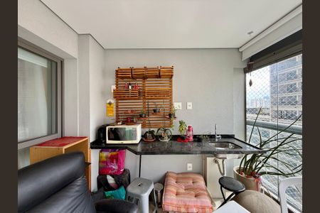 Sacada de apartamento à venda com 2 quartos, 66m² em Jardim das Acacias, São Paulo