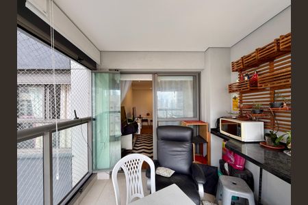 Sacada de apartamento à venda com 2 quartos, 66m² em Jardim das Acacias, São Paulo