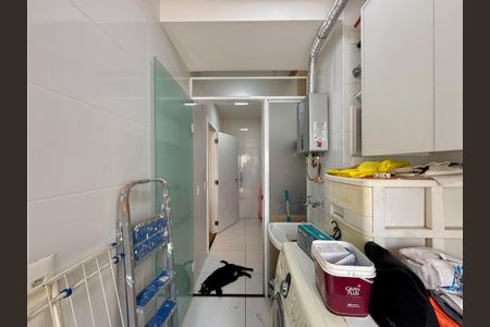 Apartamento à venda com 66m², 2 quartos e 1 vagaÁrea de Serviço