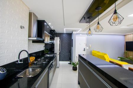 Apartamento à venda com 72m², 2 quartos e 2 vagas Apartamento à venda com 72m², 2 quartos e 2 vagasCozinha/Área de serviço