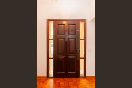 Casa à venda com 300m², 4 quartos e 2 vagasEntrada