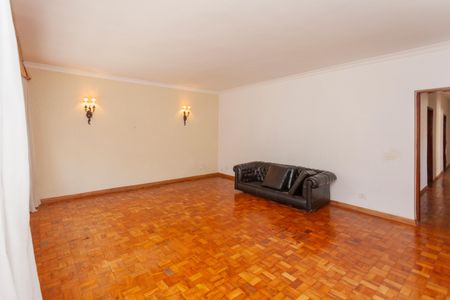 Casa à venda com 300m², 4 quartos e 2 vagasSala