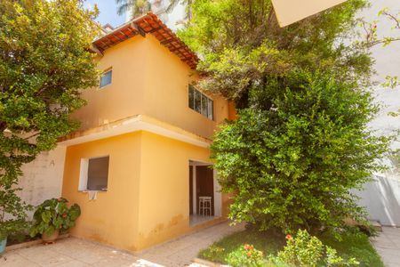 Casa à venda com 300m², 4 quartos e 2 vagasEdícula