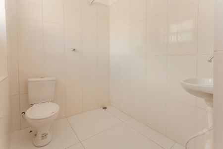 Casa à venda com 300m², 4 quartos e 2 vagasBanheiro da Suíte 2