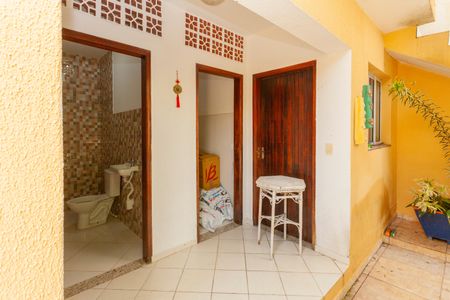 Casa à venda com 300m², 4 quartos e 2 vagasEdícula