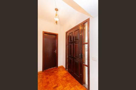 Casa à venda com 300m², 4 quartos e 2 vagasEntrada