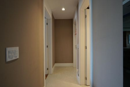 Apartamento à venda com 147m², 2 quartos e 2 vagasCorredor