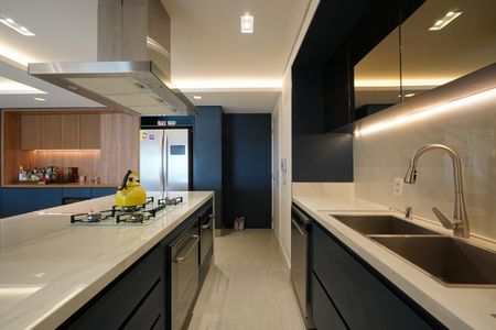 Apartamento à venda com 147m², 2 quartos e 2 vagasCozinha
