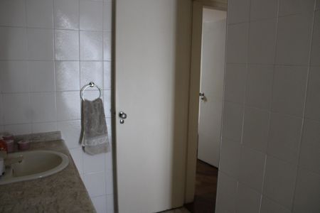 Apartamento para alugar com 72m², 2 quartos e sem vagaBanheiro 1