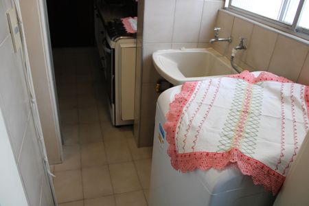 Apartamento para alugar com 72m², 2 quartos e sem vagaÁrea de Serviço