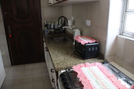 Apartamento para alugar com 72m², 2 quartos e sem vagaCozinha