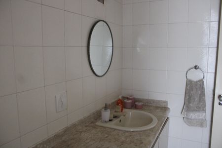 Apartamento para alugar com 72m², 2 quartos e sem vagaBanheiro 1