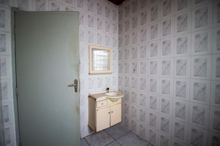 Casa para alugar com 150m², 2 quartos e 2 vagas Casa para alugar com 150m², 2 quartos e 2 vagasBanheiro