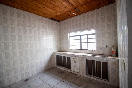 Casa para alugar com 150m², 2 quartos e 2 vagas Casa para alugar com 150m², 2 quartos e 2 vagasCozinha