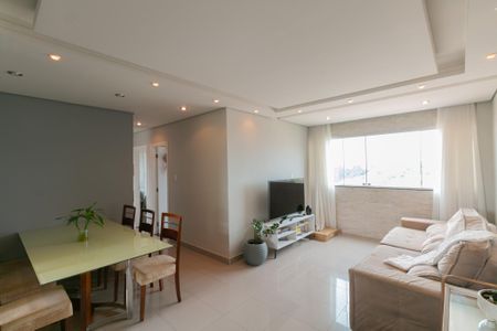 Apartamento para alugar com 4 quartos, 200m² em Planalto, Belo Horizonte
