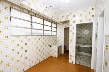 Apartamento à venda com 102m², 2 quartos e 1 vagaÁrea de Serviço