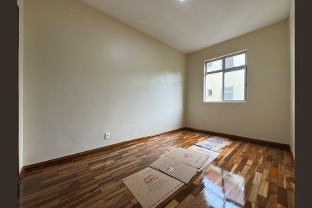 Apartamento para alugar com 70m², 3 quartos e 1 vaga